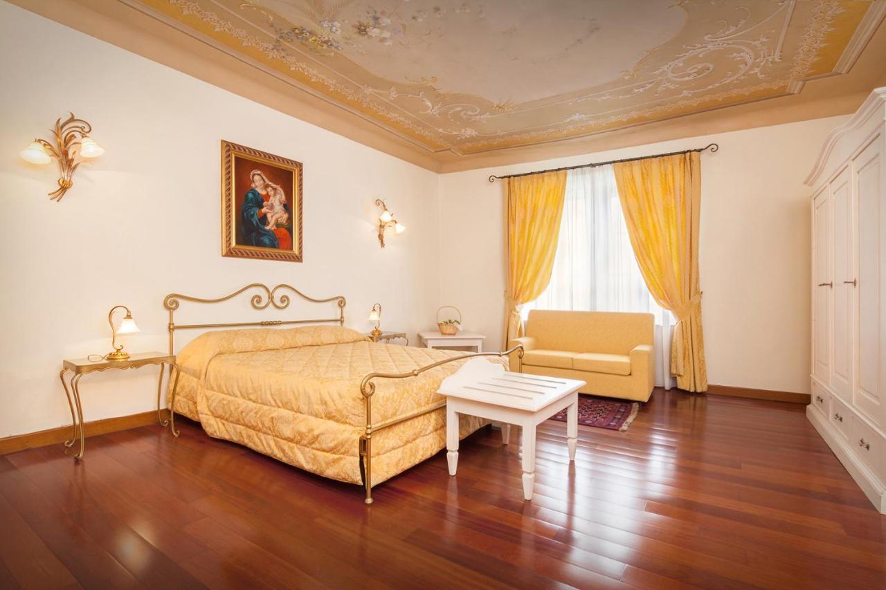 Villa Brignoli Rivalta di Brentino Bagian luar foto