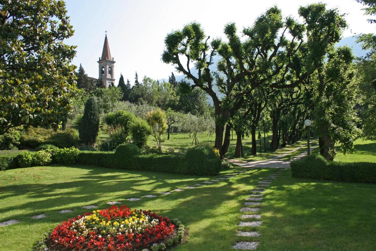 Villa Brignoli Rivalta di Brentino Bagian luar foto